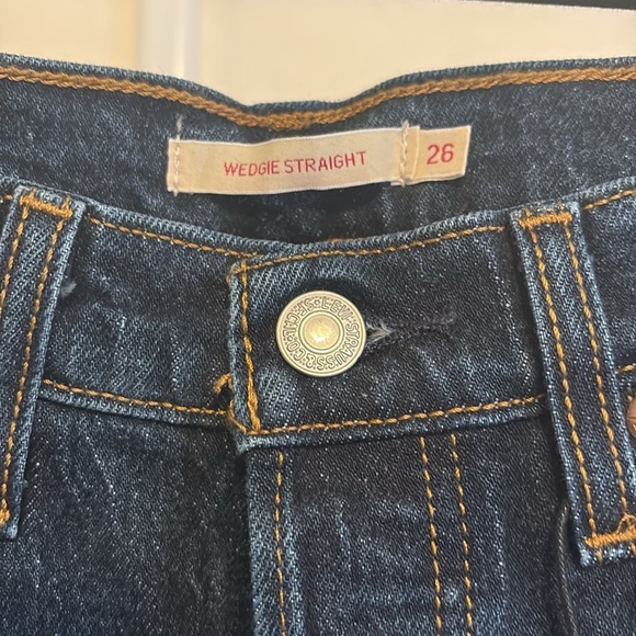 NWT Levi's Women's Straight Leg Jeans - Dark Blue - Picture 6 of 6